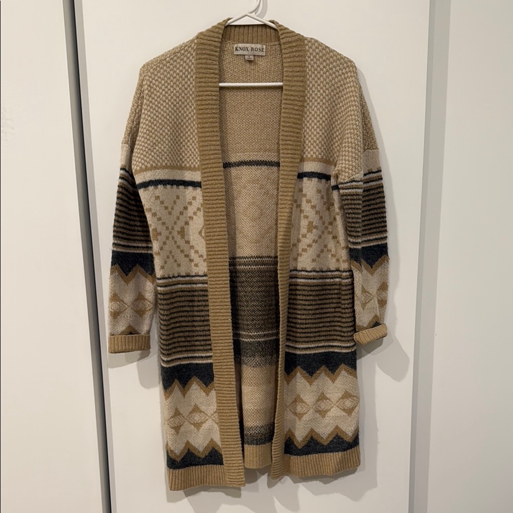 Knox Rose Tan and Brown Geometric Cardigan
